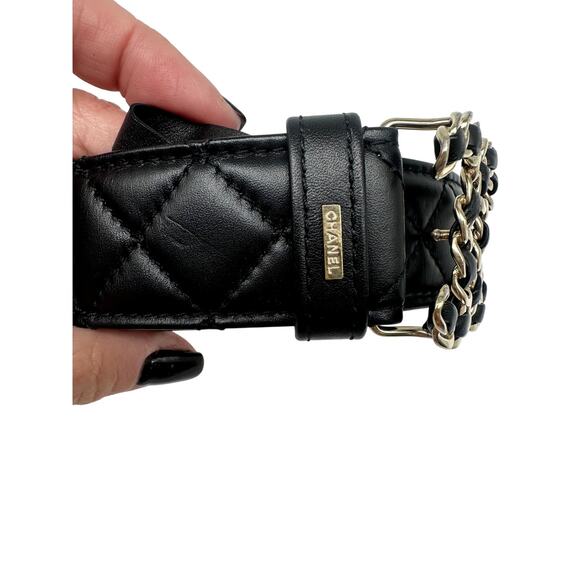 Chanel Leather Quilted CC Chain Buckle Belt Black main image 5